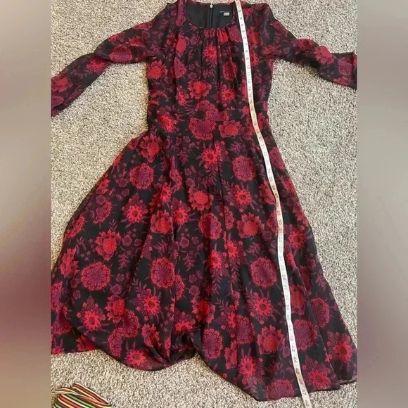 TOMMY HILFIGER DRESS RED BLACK FLORAL CHIFFON LONG SLEEVE MIDI SIZE 4 - Picture 7 of 16